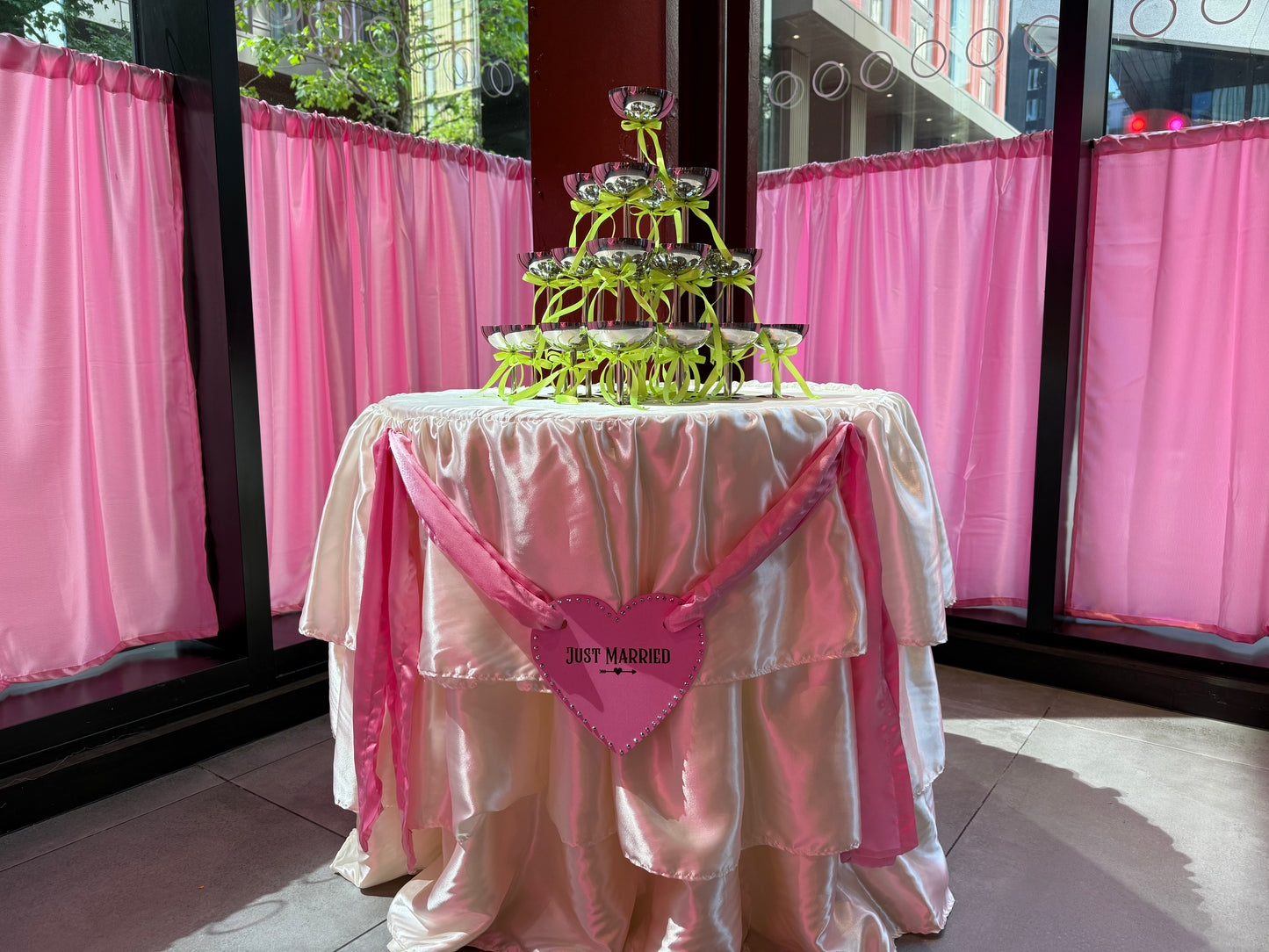Round Satin Table Draping