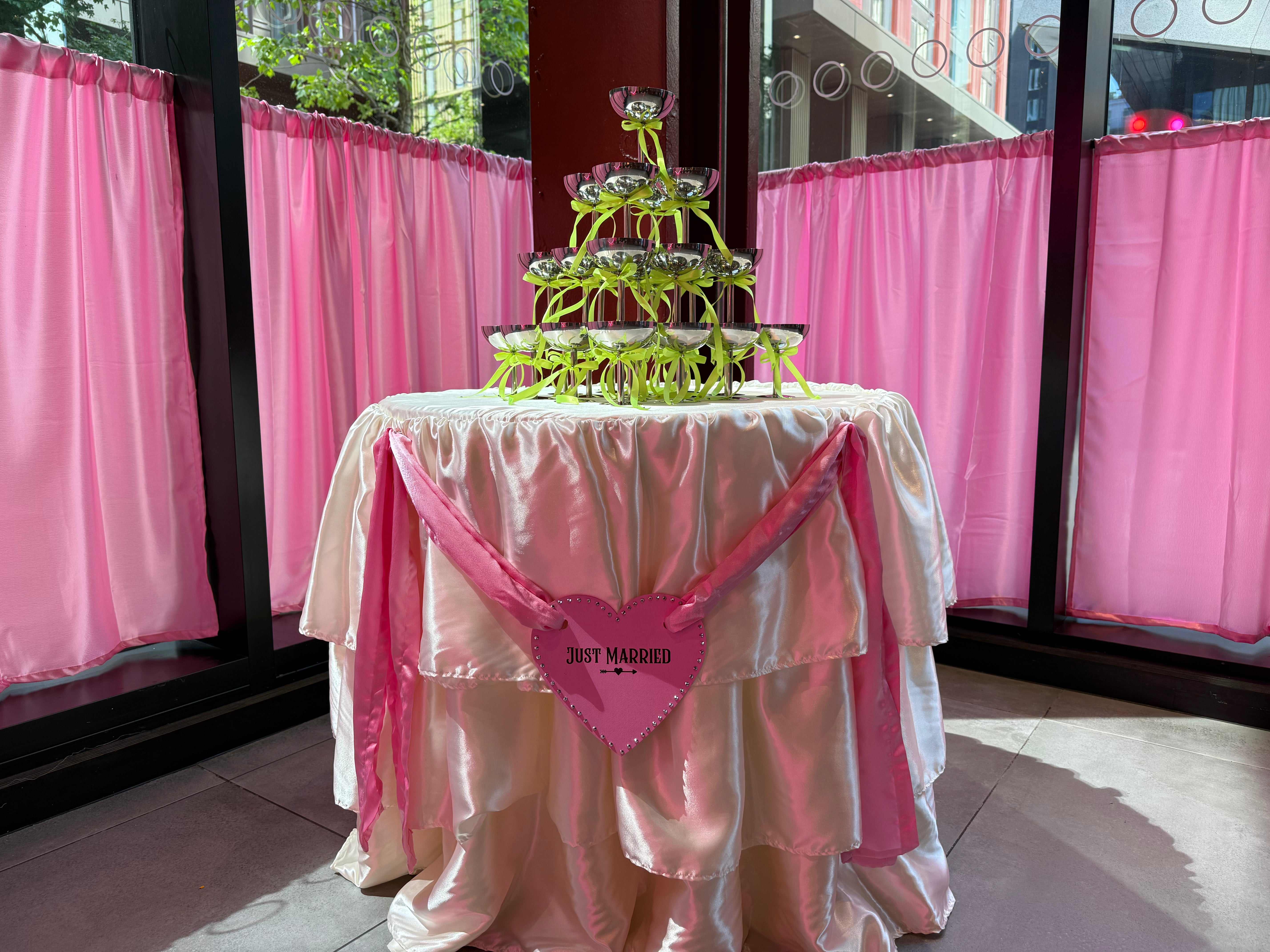 Round Satin Table Draping